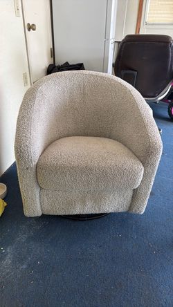 Swivel chair