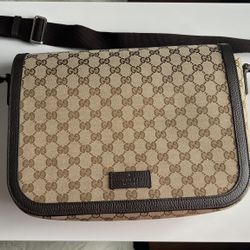 Gucci Messenger Bag 