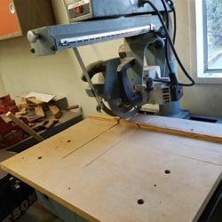 Delta Radial Arm Saw
