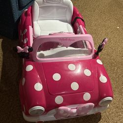 Mini Mouse Car