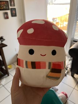 Malcom Fall SQUISHMALLOW