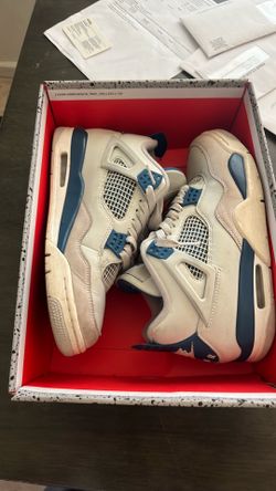 Jordan 4s