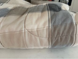 Queen comforter