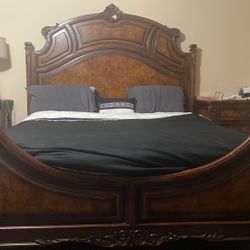 Bed Set + Dresser