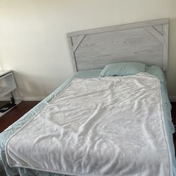 Bed and mattress