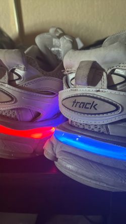 White led balenciaga tracks