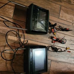Chameleon BSD-705 headrests/DVD players