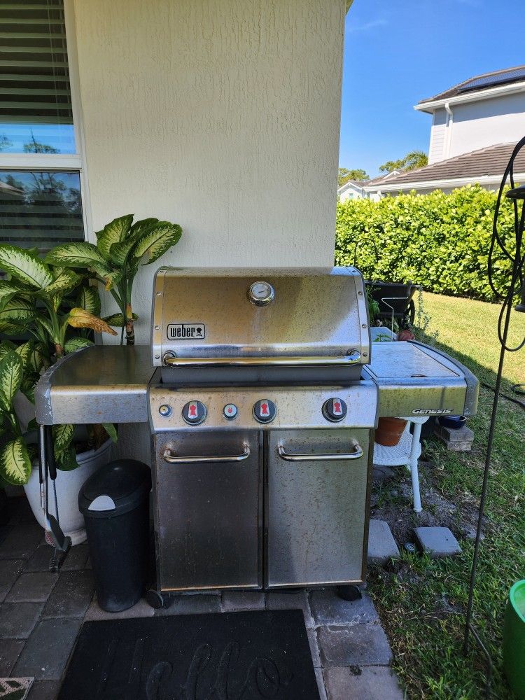 BBQ GRILL