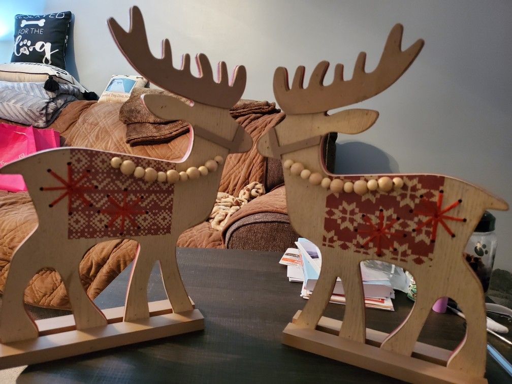 Wooden Christmas Decor