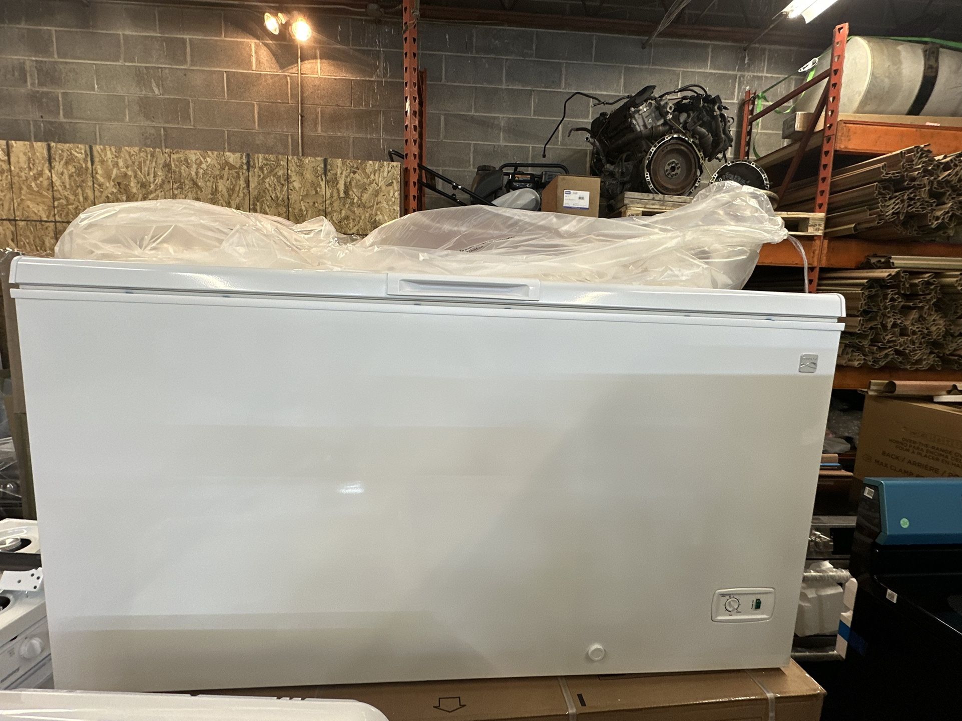 6ft Chest Freezer