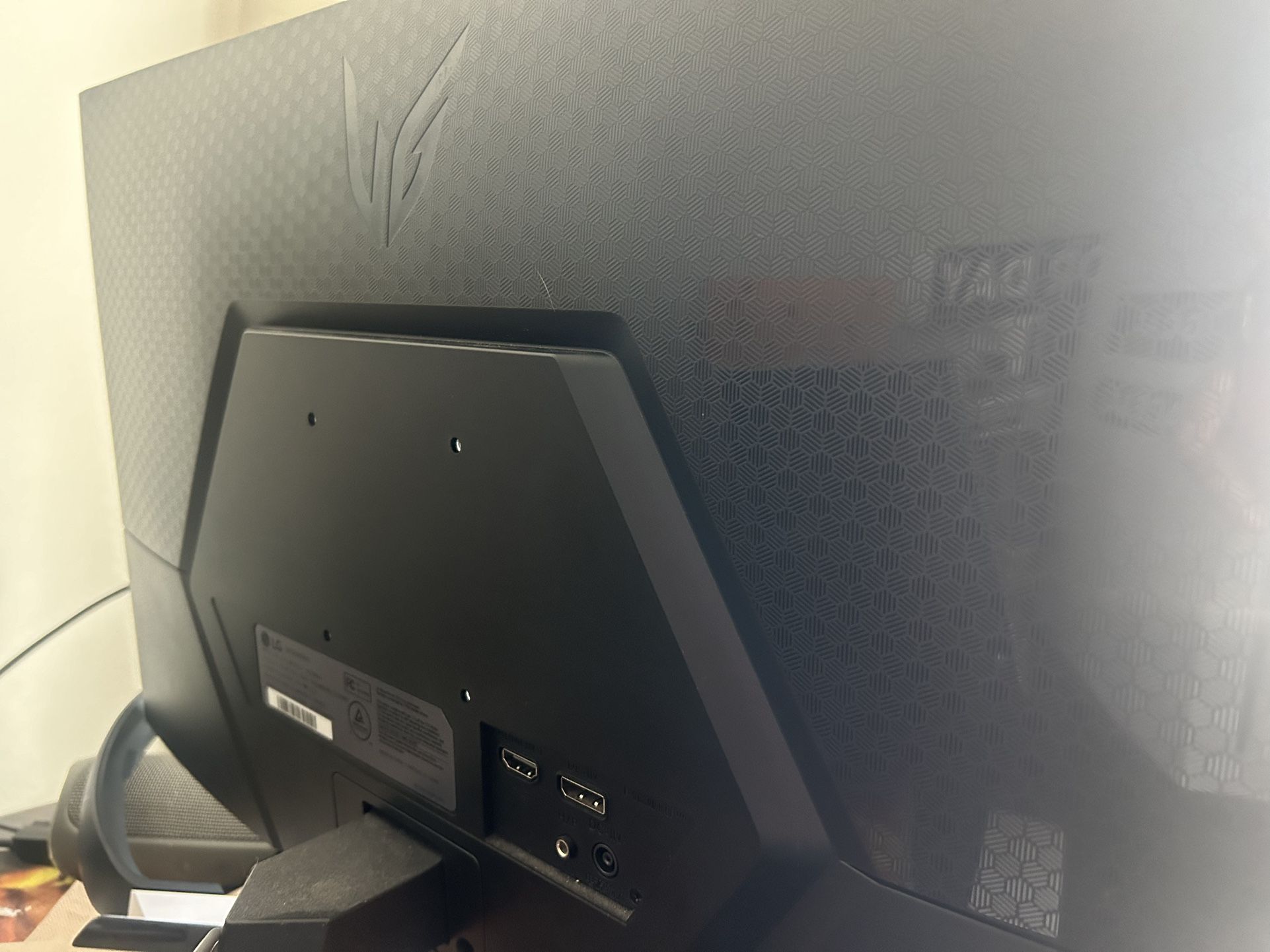 gaming monitor