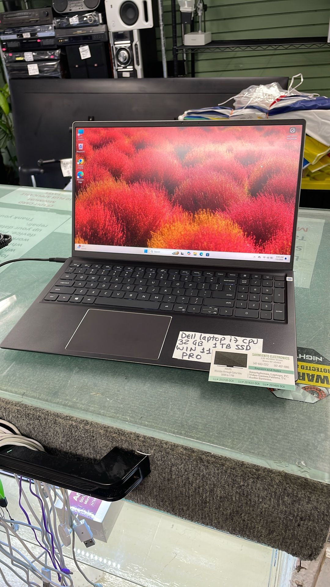 Dell Laptop Windows 11 Pro 32gb 1tb i7 11 Gen. $590