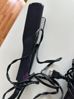 Straightening Iron—Wet2Straight Remington