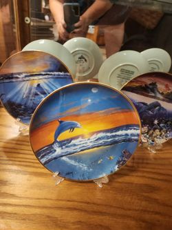 Dolphin Collector  Plates W/stand up Easel