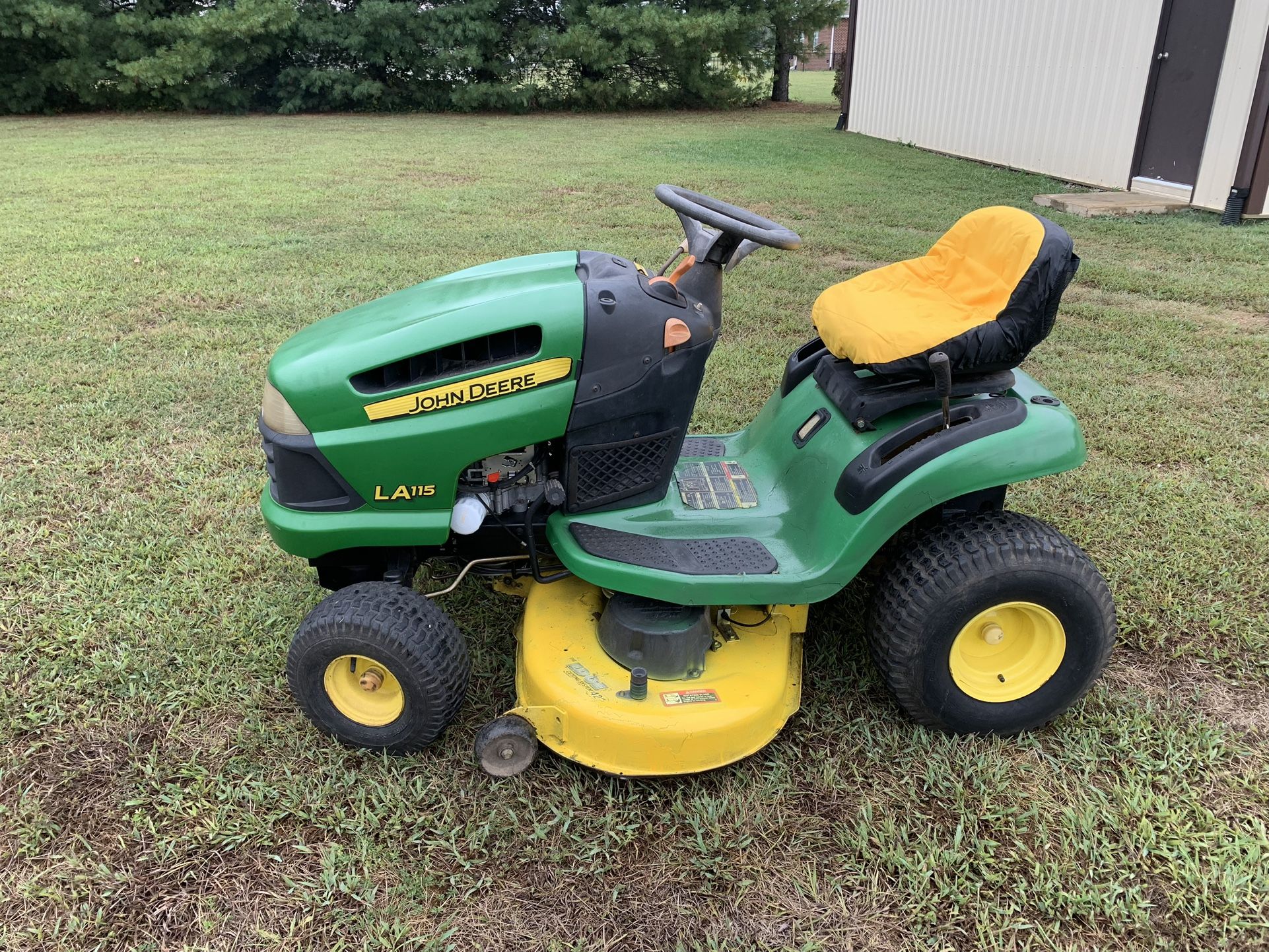 Mower John Deere LA 115. End Of Season Sale