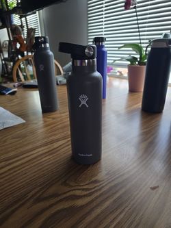 HydroFlask 21oz