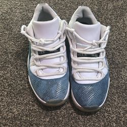 jordan 11 navy blue snake skins