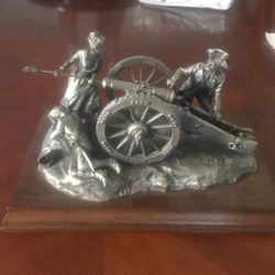 Pewtel Metal Military Statue