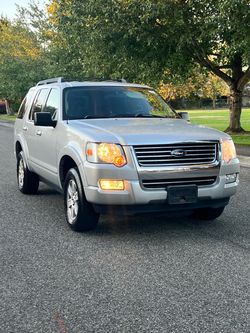 2010 Ford Explorer