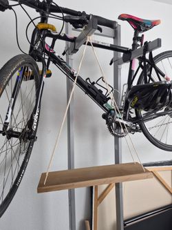 Wall shelves