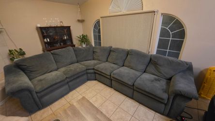 Sectional couch