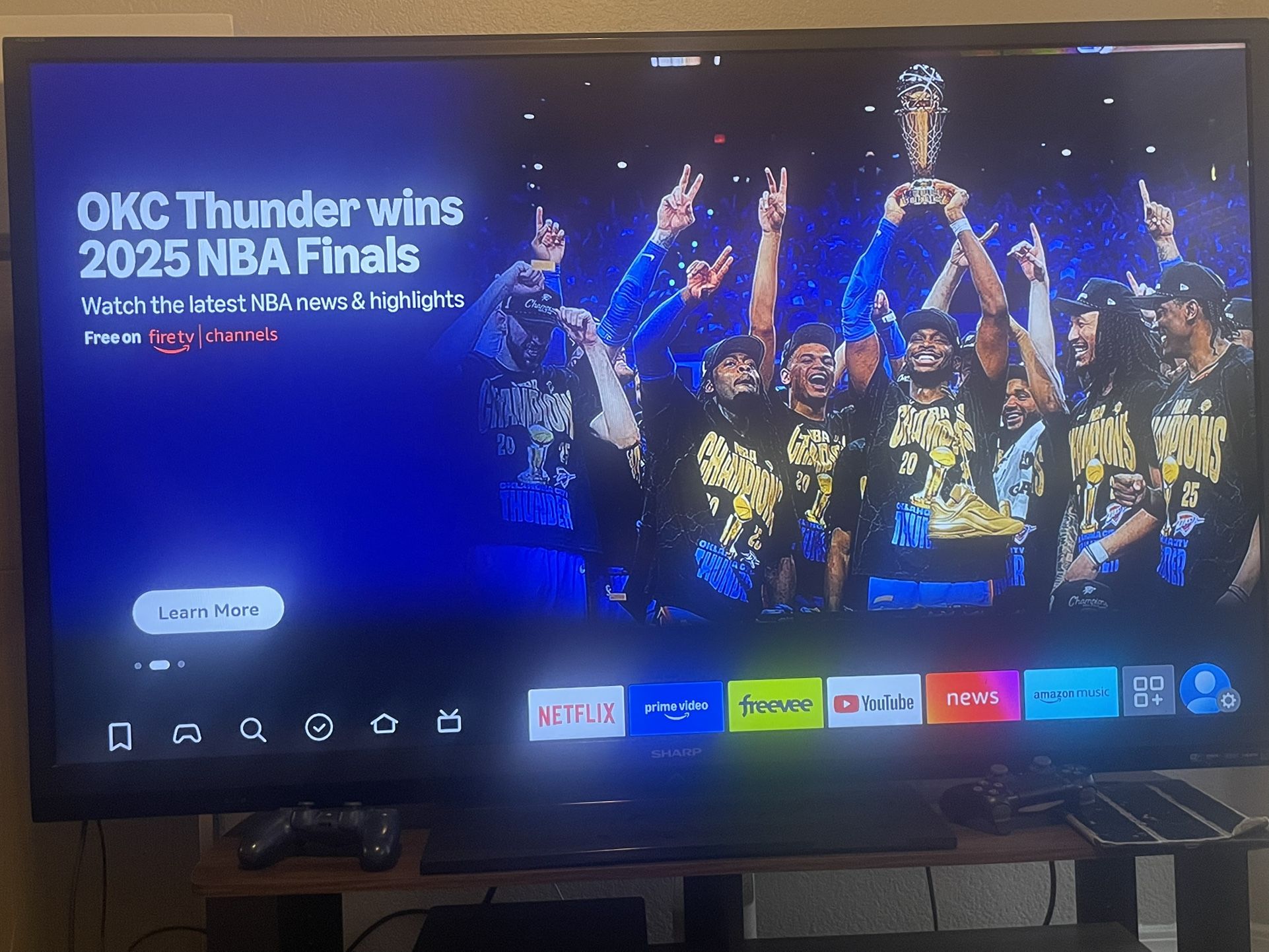 sharp TV With Stand 65’