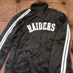 Vintag NFL Brand Raiders Sweater 