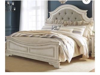 Queen Size Bed with Base & Mattress