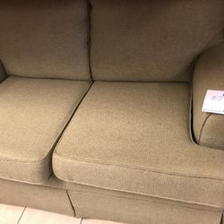 Loveseat 