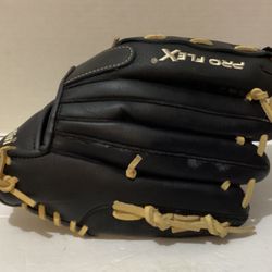 Franklin Pro Flex Hybrid Series 12.5 Left Handed Throw Glove