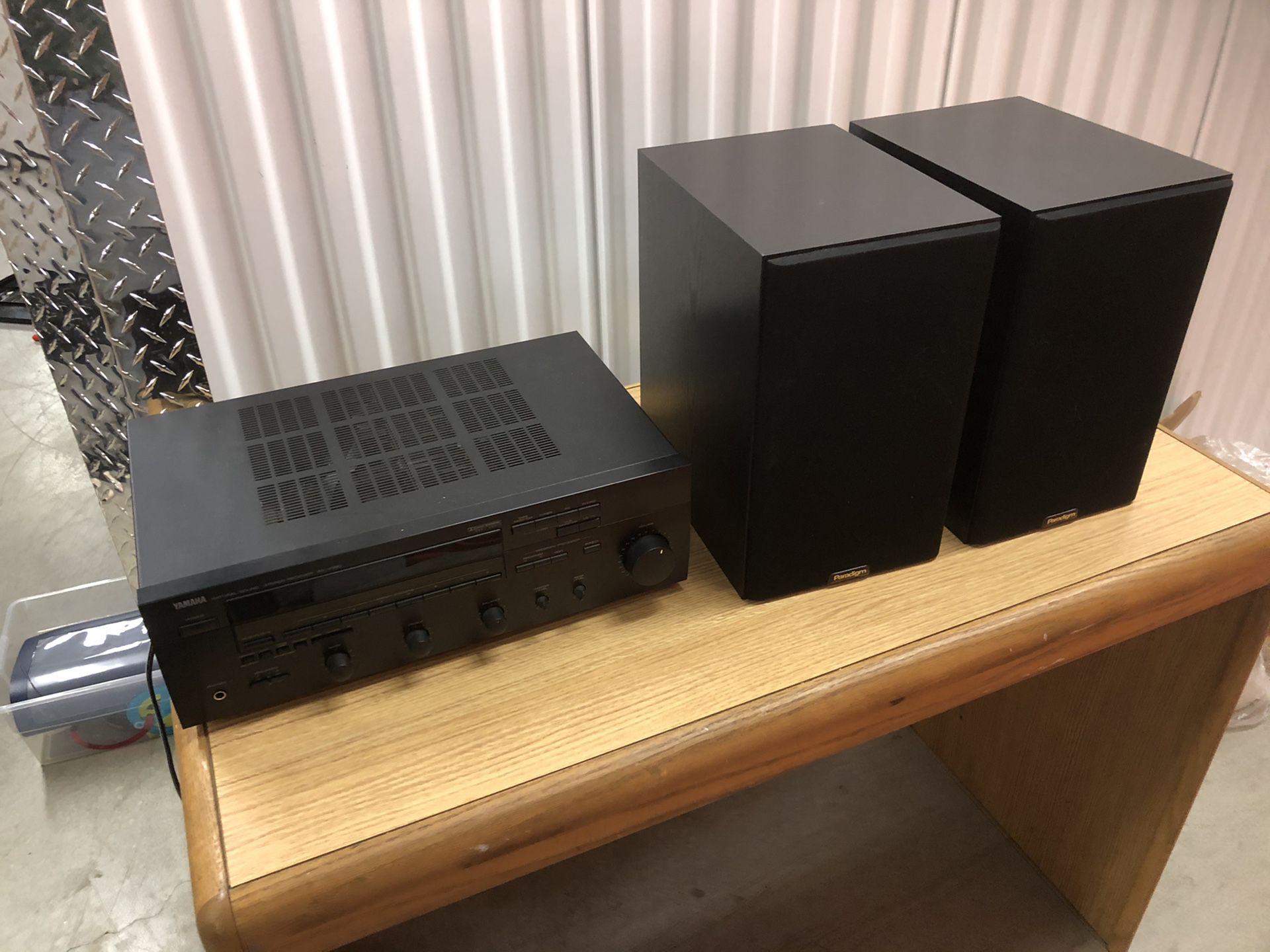 Yamaha receiver RX-390 & Paradigm Speakers