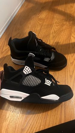 Jordan 4 White Thunders