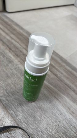 Quidad the curl expert botanical bust multiuse curl foam