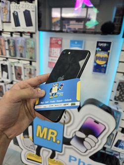 iPhone 8! Free Shipping!