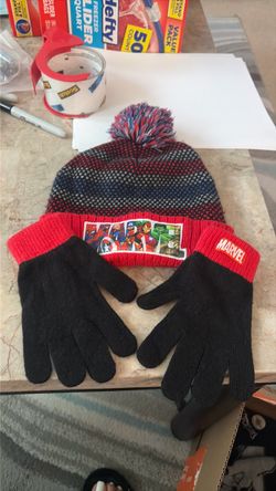Marvel Avengers Kids Beanie and Gloves Set one size fits most