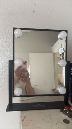 Vanity impressions mirror