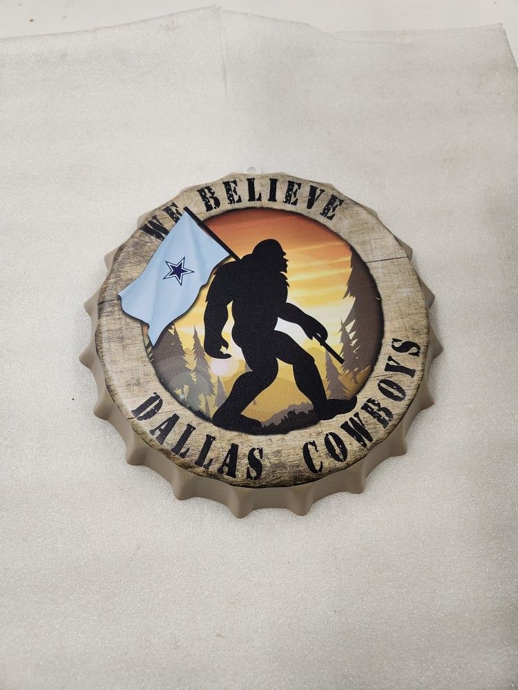 Dallas Cowboys Football Bigfoot Sasquatch Bottle Cap Metal Sign