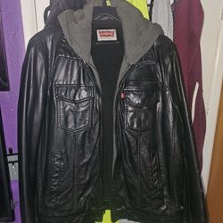 Mens Levi FAUX leather Jacket 