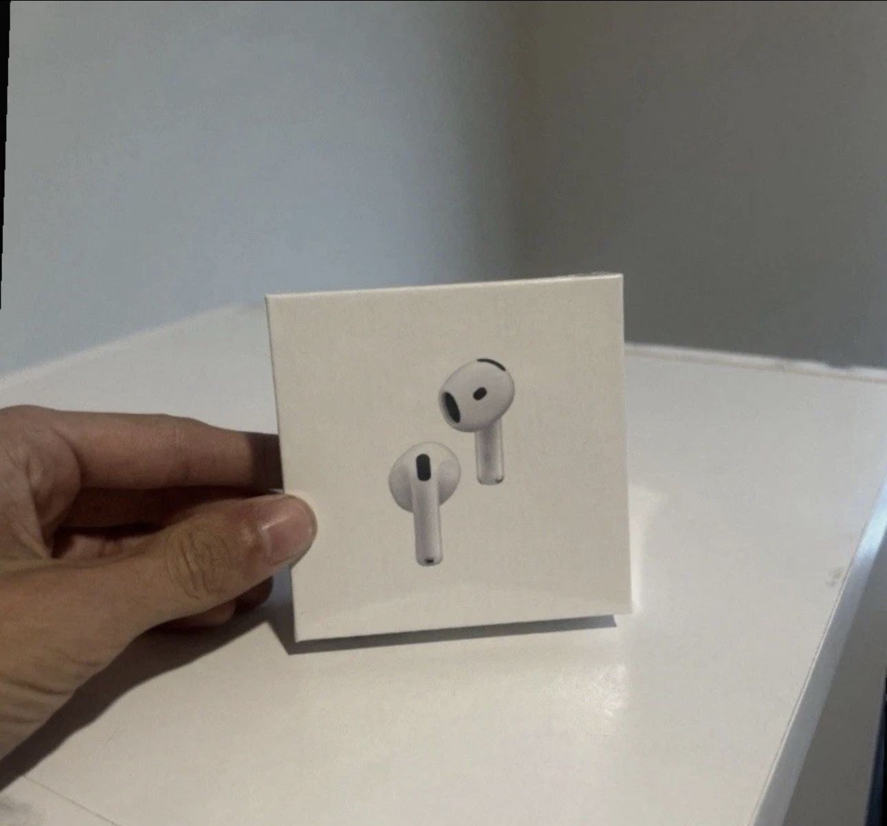 Apple AirPods 4th Gen