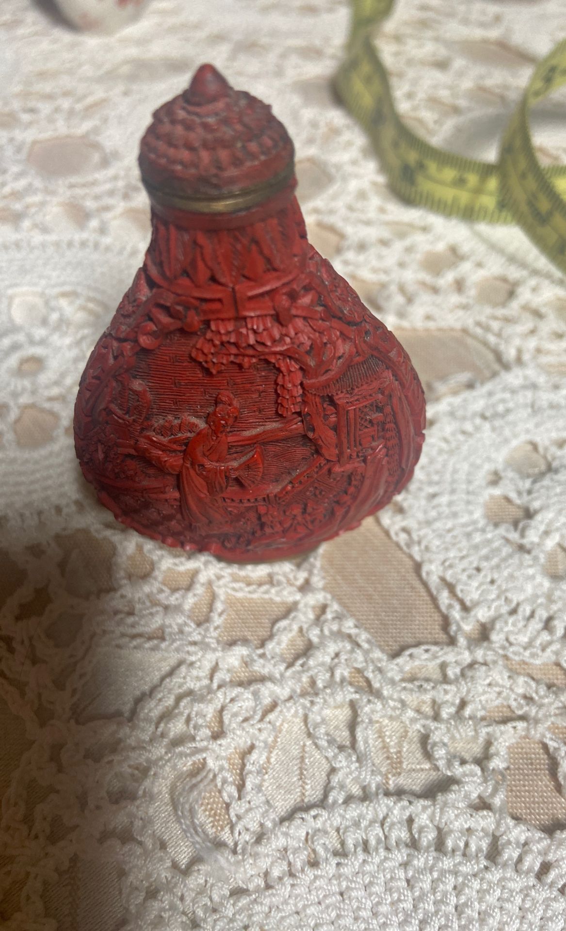 snuff bottle cinnabar