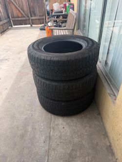 General Tires 275/70r18