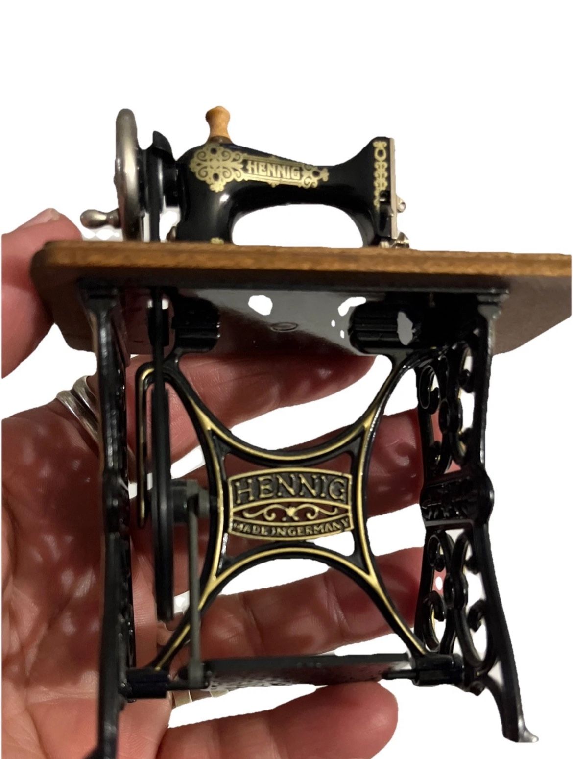 Vintage Bodo Hennig Sewing Machine Dollhouse Miniature Made in Germany 4”