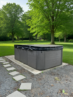 Barefoot Swim Spa in like new condition