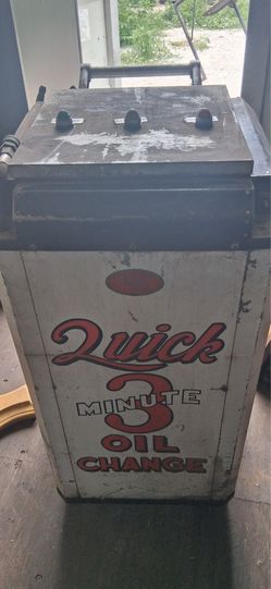 Vintage quick oil change