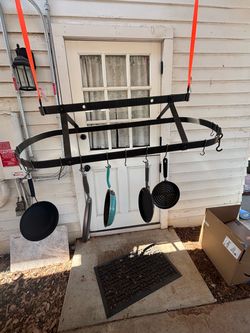 Hanging pot and pan rack