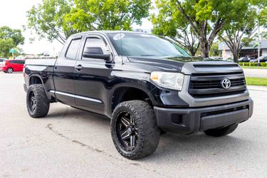 🚨 2016 Toyota Tundra SR 4x2 V8 🚨