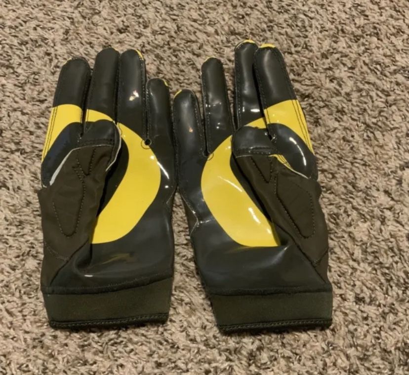 Oregon Football College Gloves