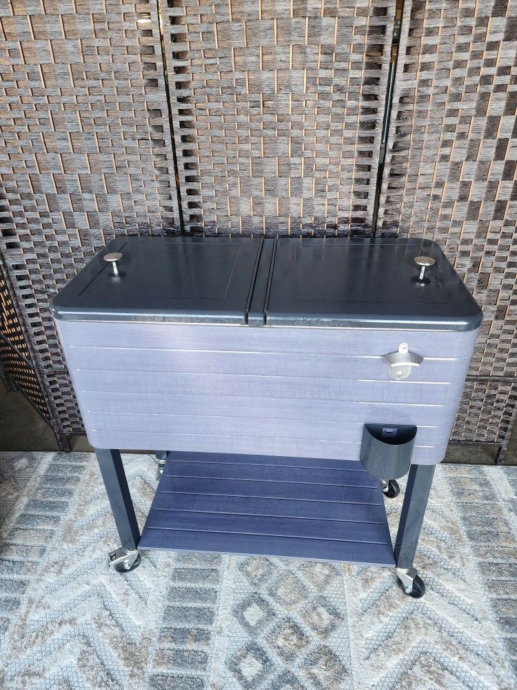 *** ICE COOLER ON WHEELS ***