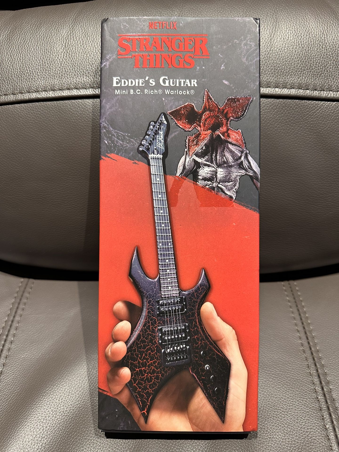 Netflix - Stranger Things - Eddie's Guitar Mini BC Rich Warloc Axe Heaven NEW