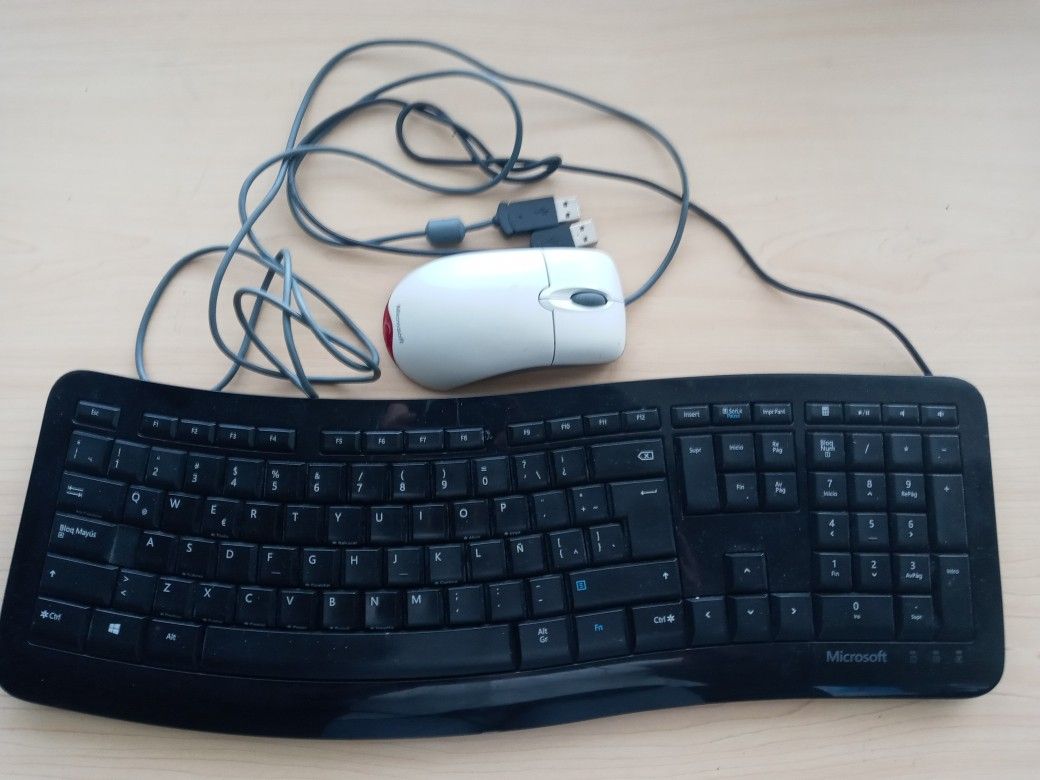 Brand New Microsoft Mouse And Keyboard